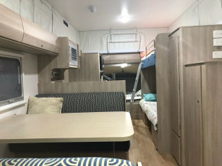 2015-jayco-expanda-1649-4-sleeps-6-could-be-7-big-0