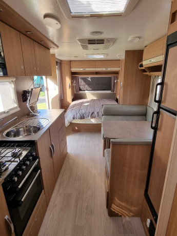 2014-jayco-starcraft-2268-1-22ft-double-bunk-big-3