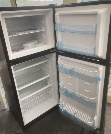 190l-1224v-bushman-fridge-near-new-big-1