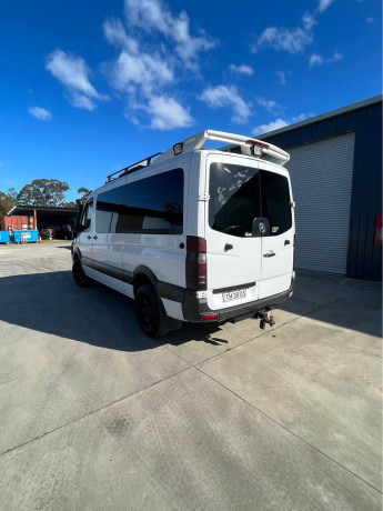 mercedes-benz-2009-lwb-sprinter-with-low-kms-big-1