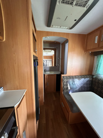 2014-windsor-rapid-452s-caravan-big-8