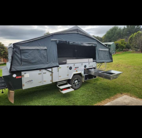blue-tongue-camper-trailer-big-1