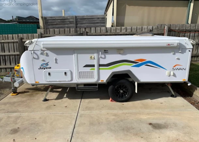 2017-jayco-swan-tourer-with-underslung-axle-and-lots-of-extras-big-4