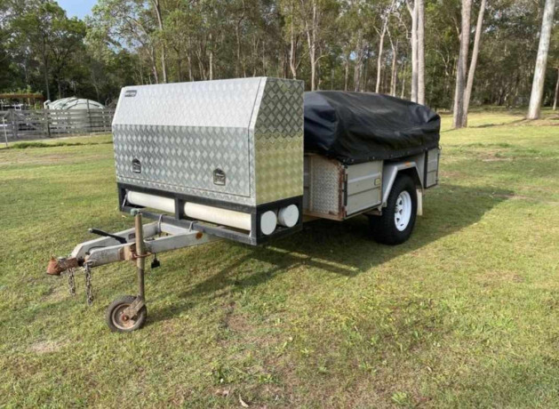 2012-johnnos-camper-trailer-off-road-deluxe-big-8