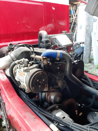 tow-truck-for-large-van-fifth-wheelers-toy-haulers-big-1