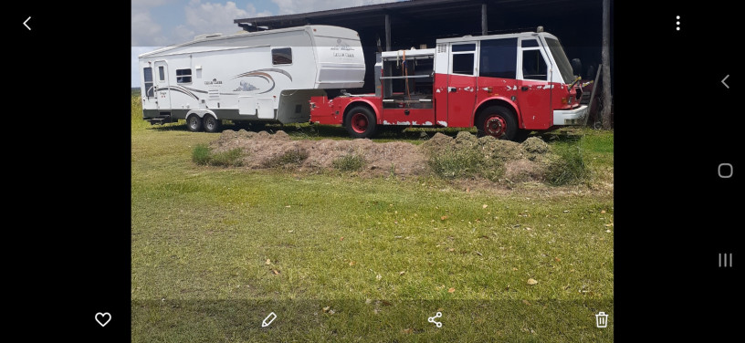 tow-truck-for-large-van-fifth-wheelers-toy-haulers-big-0