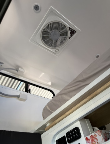 quick-camper-slide-on-big-4