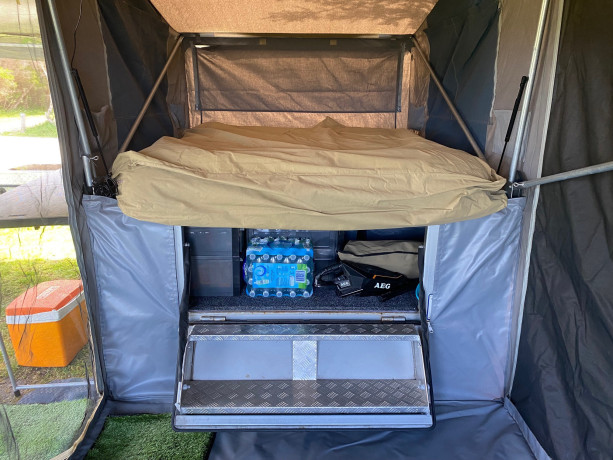 outback-campers-newell-on-road-2018-big-3