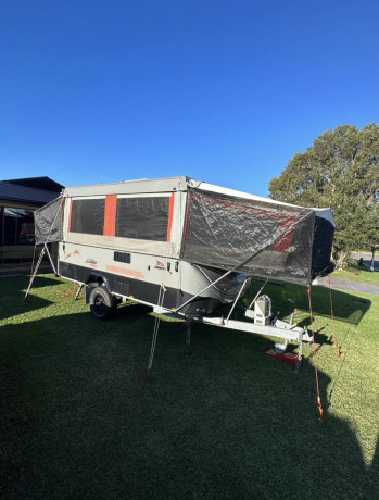 2023-jayco-swan-outback-big-1