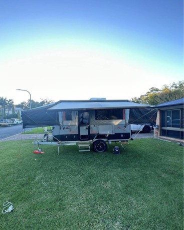 2023-jayco-swan-outback-big-0