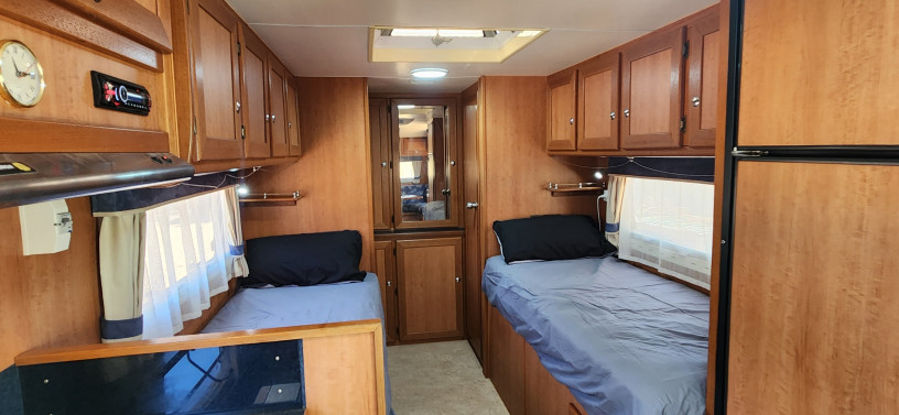 kedron-at5-full-off-road-caravan-big-3