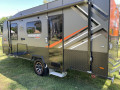 hitch-hika-adelaide-flinders-186-semi-off-road-single-axle-small-0