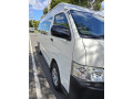 toyota-hiace-minibus-14-seater-small-0