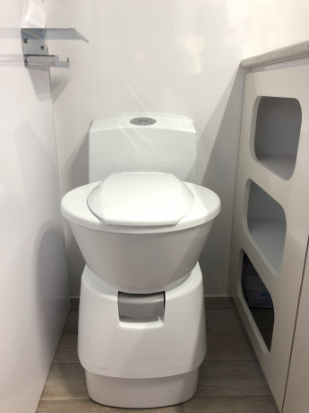 src18-full-ensuite-semi-off-as-new-condition-64500-big-6