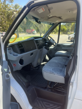 2012-ford-transit-mid-roof-lwb-big-10