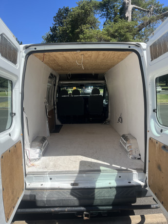 2012-ford-transit-mid-roof-lwb-big-5