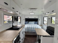 2023-supreme-2060-c-k1e2-t-executive-caravan-small-4