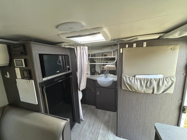 jacyo-journey-dx-17558-2019-big-8