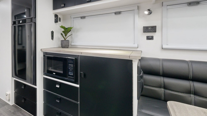 2025-salute-senator-off-road-caravan-rear-club-lounge-big-4