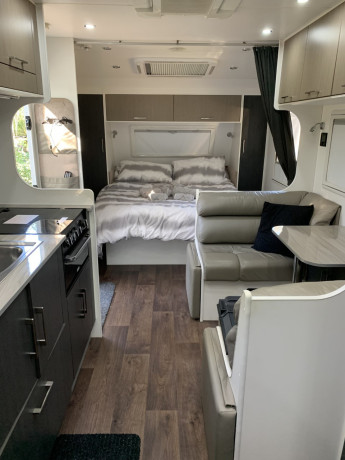 2016-new-age-big-red-64m-21ft-caravan-64m-21ft-sii-br21es3-big-5