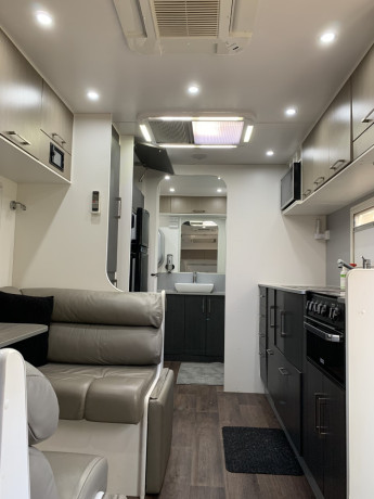 2016-new-age-big-red-64m-21ft-caravan-64m-21ft-sii-br21es3-big-3