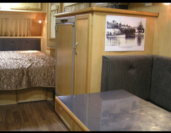 18foot-2-berth-first-fleet-bluestone-caravan-2007-big-3