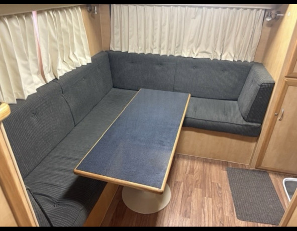 18-foot-2-berth-bluestone-first-fleet-2007-caravan-big-8