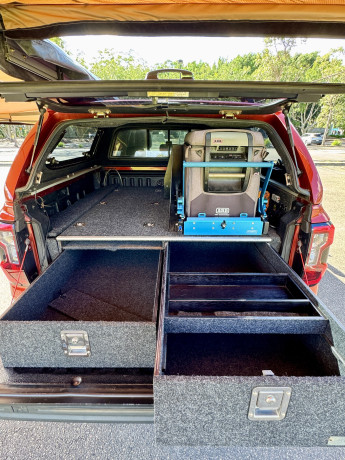 ford-ranger-sport-v6-2023-ready-to-lap-australia-big-9